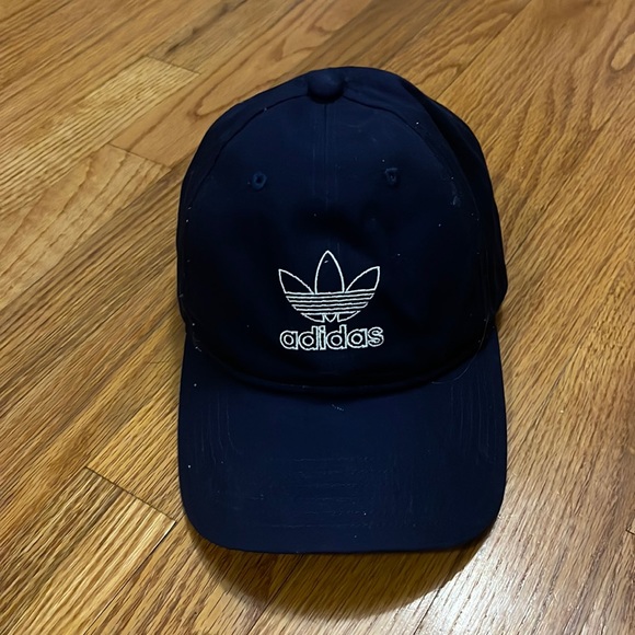 Navy Adidas Baseball Cap - Picture 1 of 1